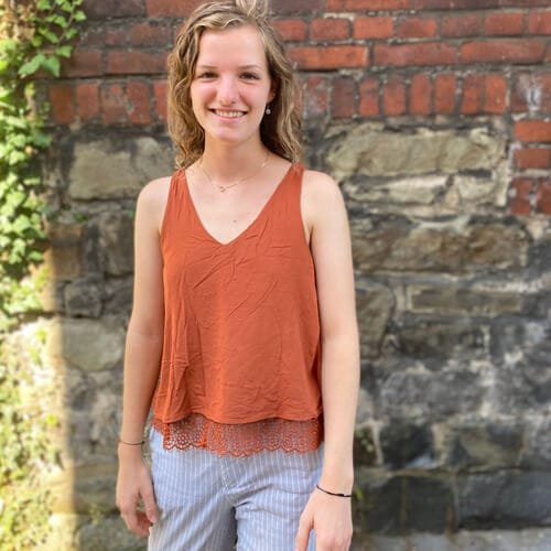 Miriam ist Lehrerin für Geige in Köln