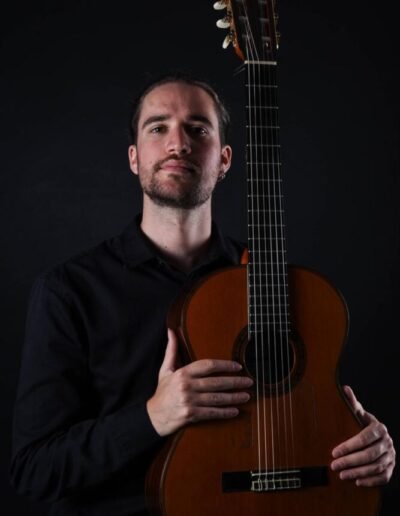 Loukas Kefos teaches guitar in Rotterdam